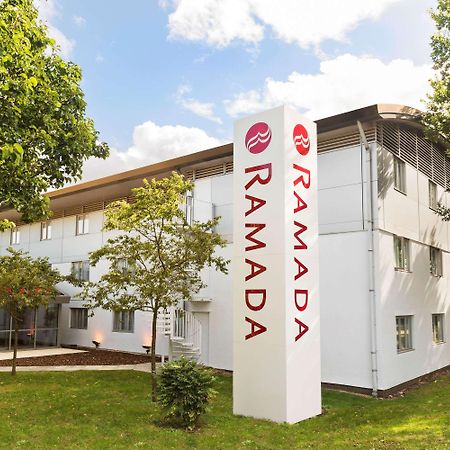 Ramada London South Mimms Hotel Potters Bar Kültér fotó